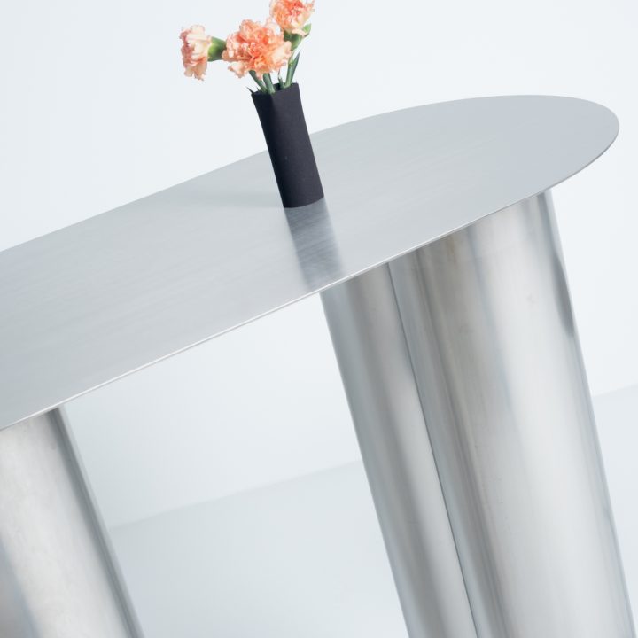Mesa Nubo. Inox
