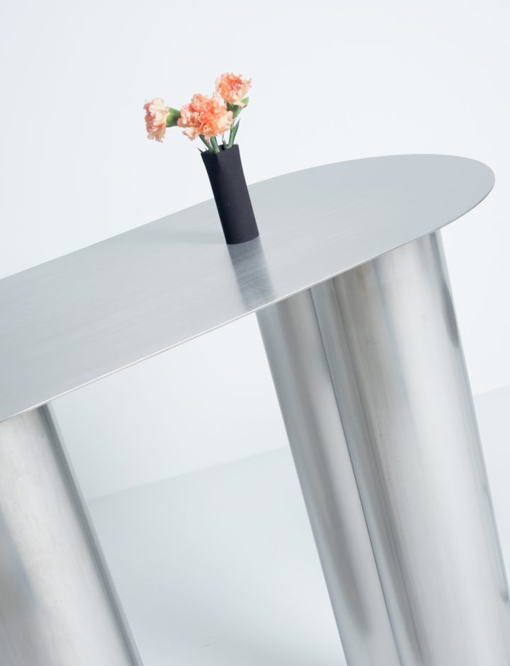 Mesa Nubo. Inox