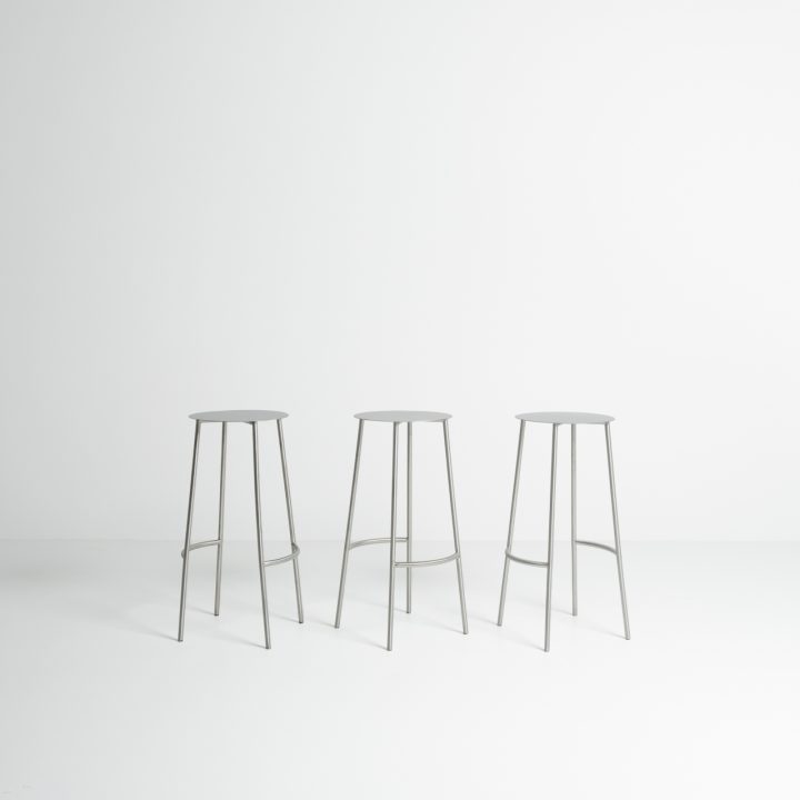 Taburete Ona. Inox